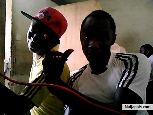  - click for next photo