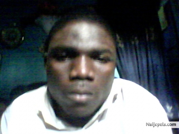 hmmmmmmm whtz up - click for next photo