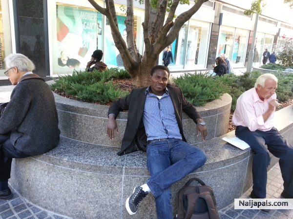 Chilling in Manhattan NY - click for next photo