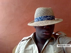 cool hat....en - click for next photo