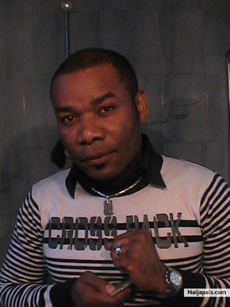  - click for next photo
