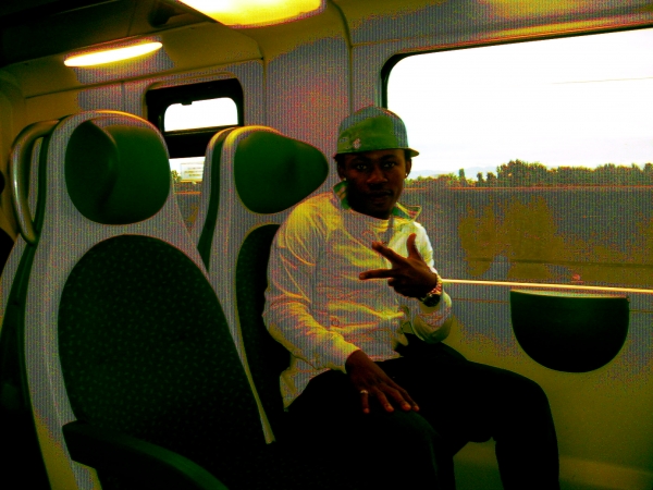 - click for next photo