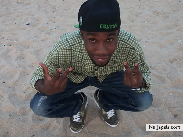  - click for next photo