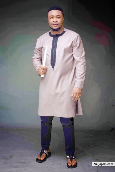 Buzor Onyekwelu is A nollywood actor producer - click for next photo
