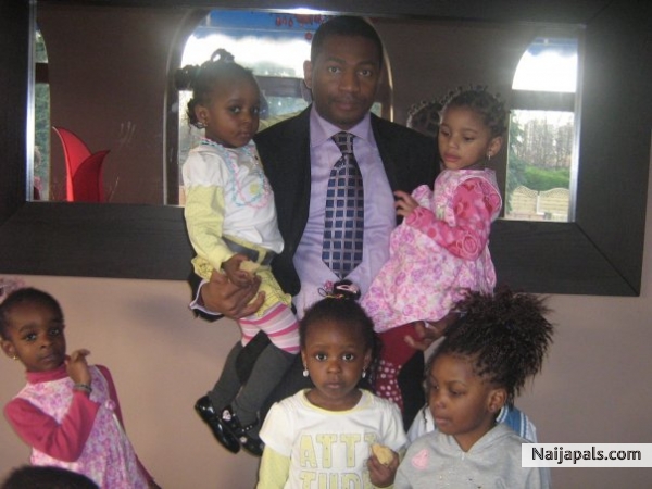 pikin papa - click for next photo