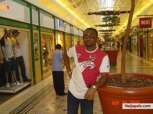 buzola - click for next photo