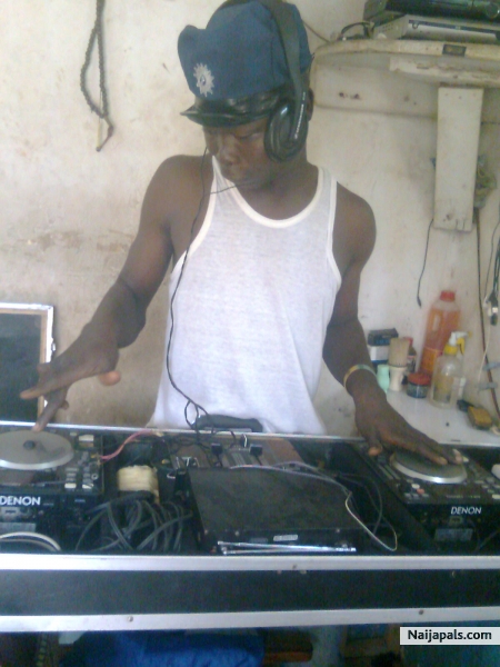 DJ HODAP - click for next photo