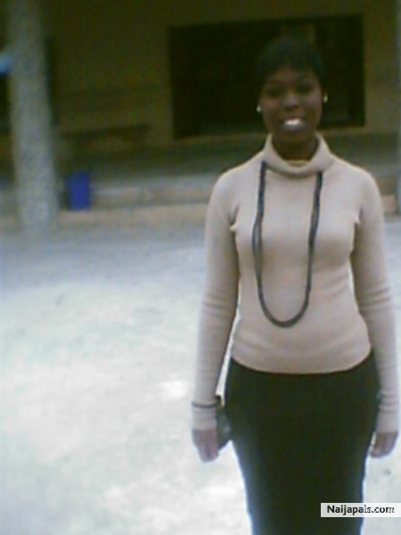 esther_hippie80@yahoo.com - click for next photo