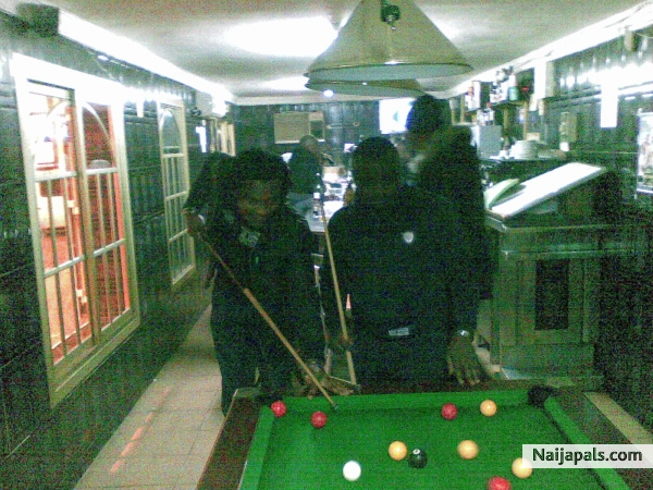 i and Chidi (Rasta) - click for next photo