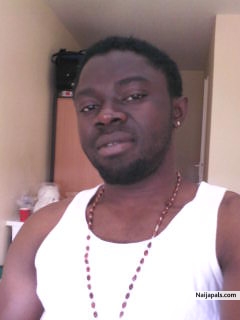 in my baunk...hahahaaa - click for next photo