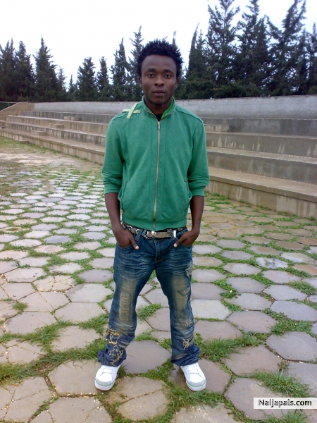  - click for next photo