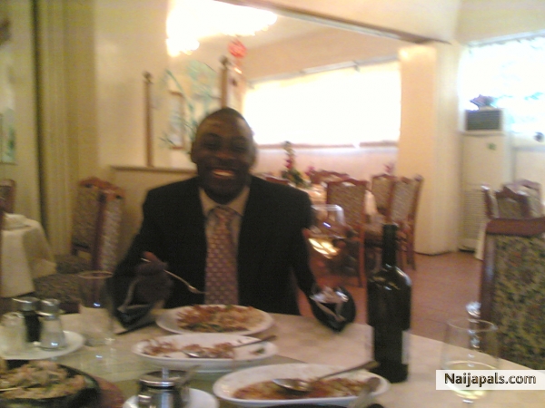  - click for next photo