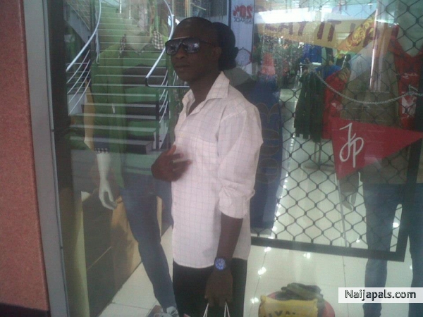  - click for next photo