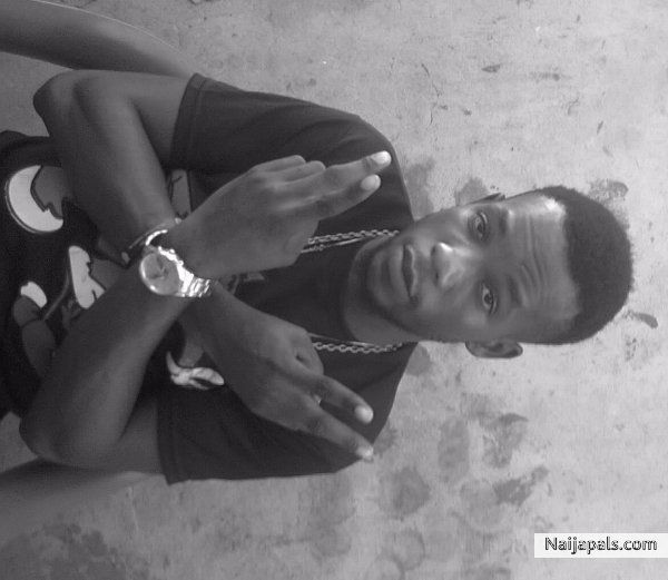  - click for next photo
