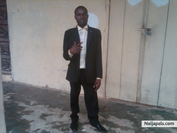 I WE NO BEG TO LIVE. I WE NO LIVE TO BEG - click for next photo