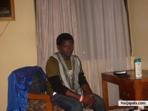  - click for next photo