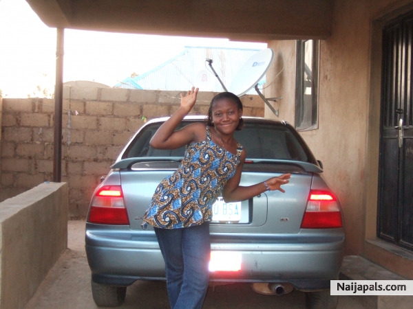 Onyi - click for next photo