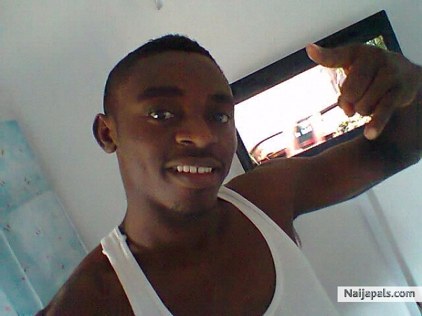 I need sugar mummy!!! - click for next photo