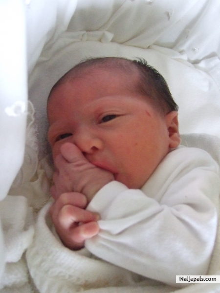 love my thumb - click for next photo