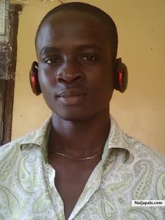helo wats up - click for next photo