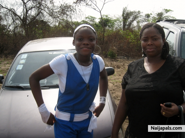Mum & Daughter - click for next photo