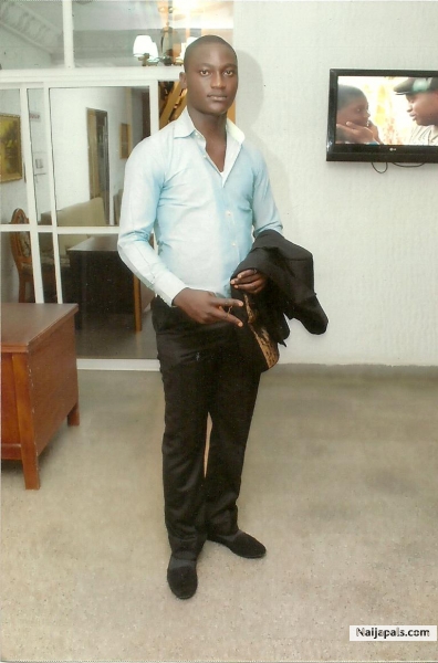  - click for next photo