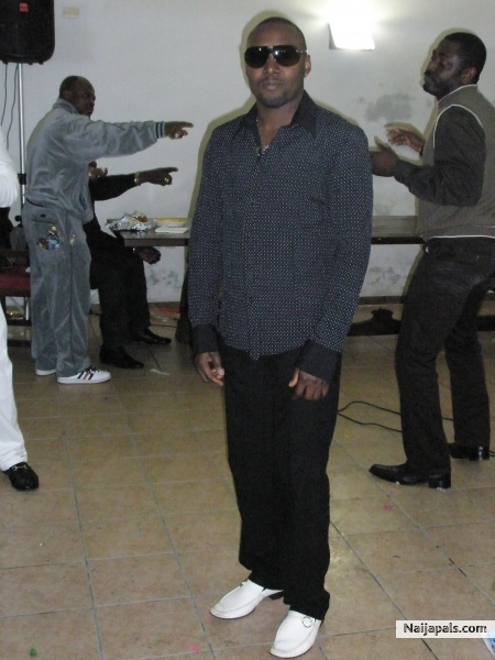  - click for next photo