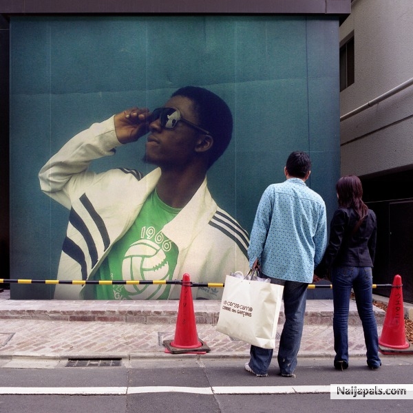  - click for next photo