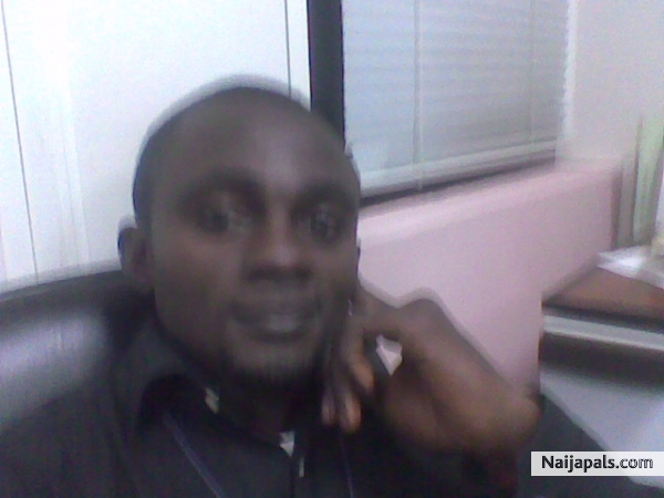 ALAPOMEJI NA FINE BOY - click for next photo