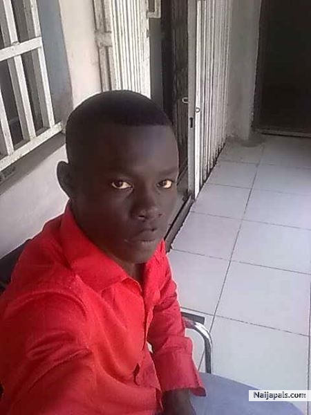 Musically am a legendery of my tyme - click for next photo
