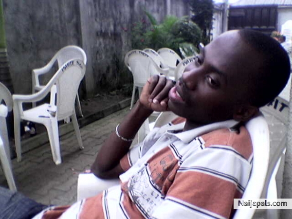 - click for next photo