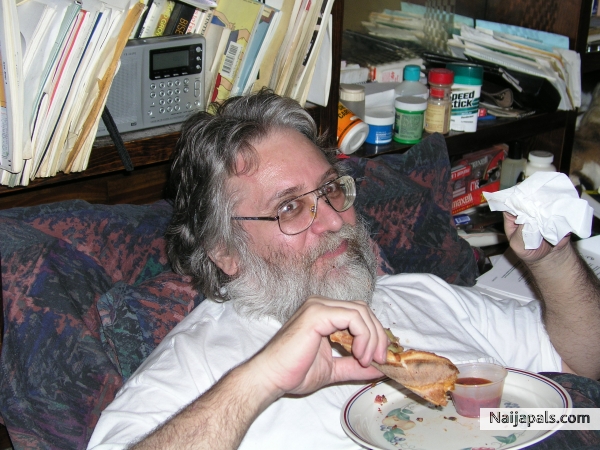 Lee.. in bed eating stuffed crust pizza, in 2005.. my hair is much whiter now, is all.. LOL < smile> - click for next photo