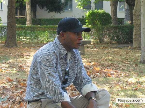  - click for next photo