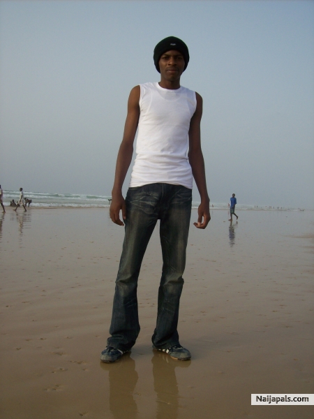  - click for next photo