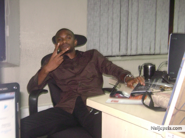  - click for next photo