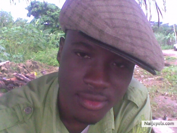  - click for next photo