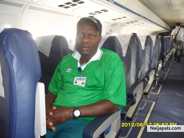 Onjeomo In The Air To Darfur - click for next photo