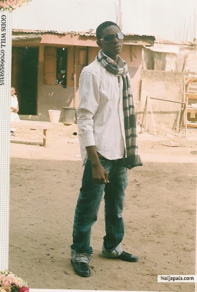  - click for next photo