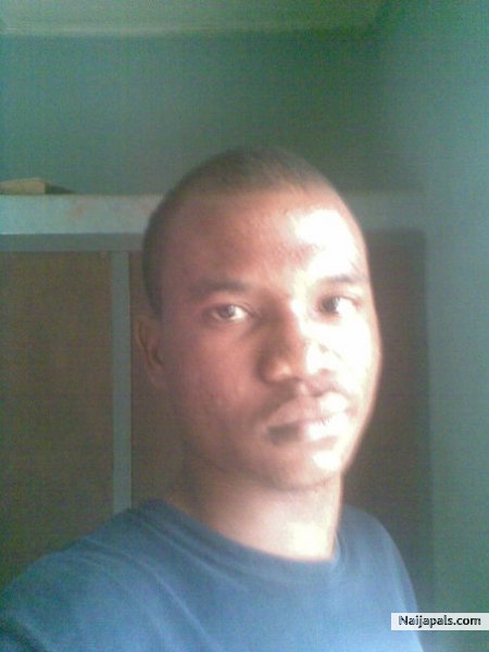 MOI REAL - click for next photo