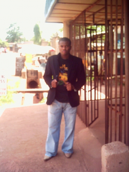  - click for next photo