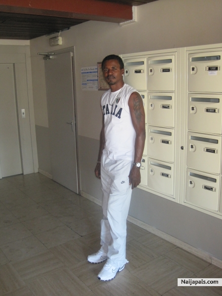  - click for next photo