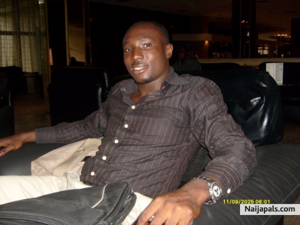 dizi chillin - click for next photo