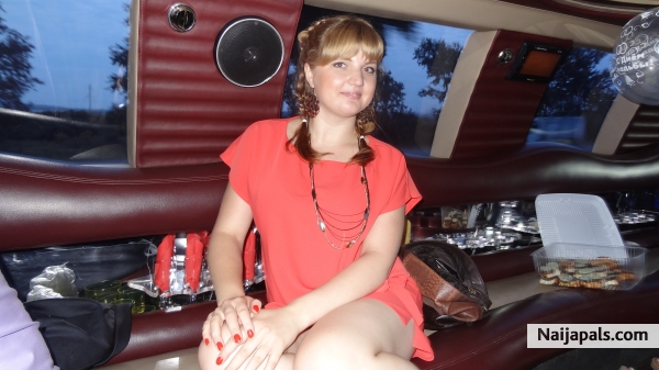 ride in a limo - click for next photo
