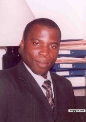 Dr.Obi - click for next photo