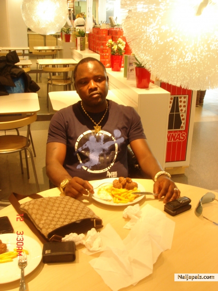  - click for next photo