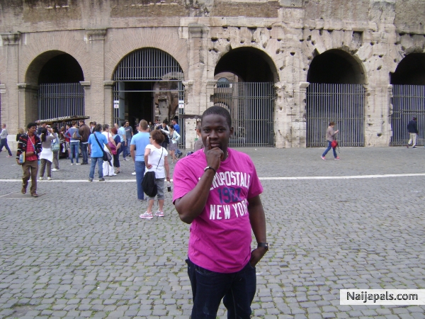 The Colosium in Rome - click for next photo