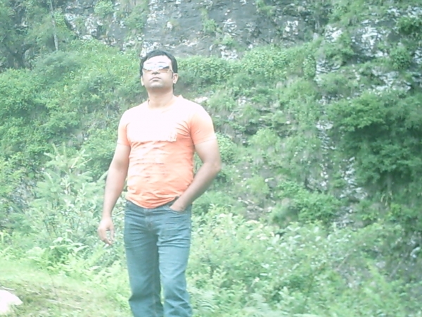  - click for next photo