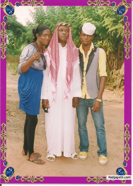  - click for next photo