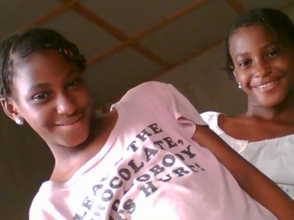Da twinz - click for next photo