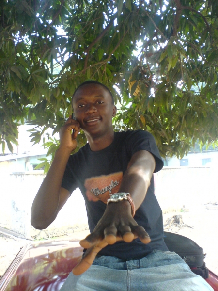 Na me b dis - click for next photo